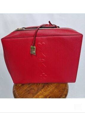 Estee Lauder Playing Card Suits Deep Red Hard Sided Case NWOT